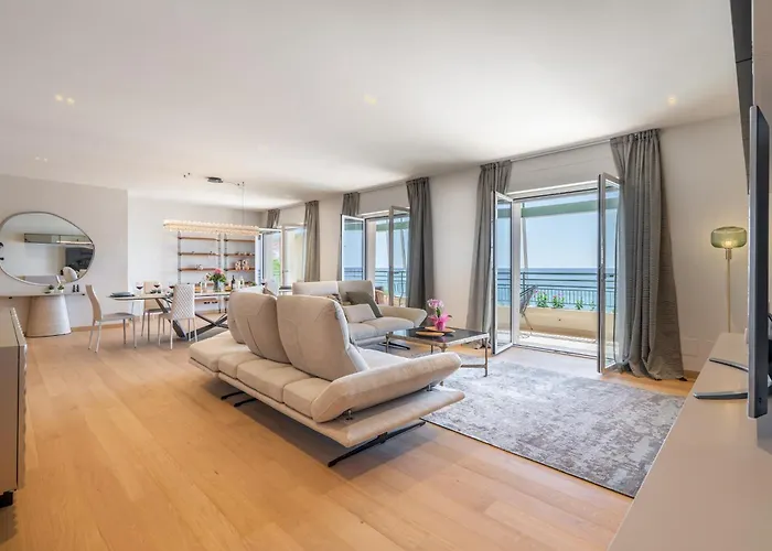 Dimora Mareblu 6, Emma