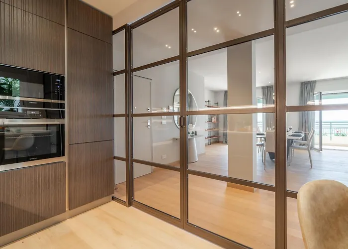 Dimora Mareblu 6, Emma