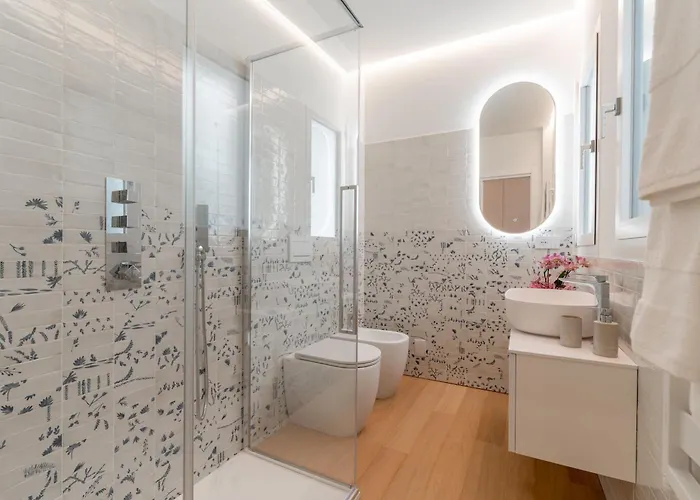 Dimora Mareblu 6, Emma